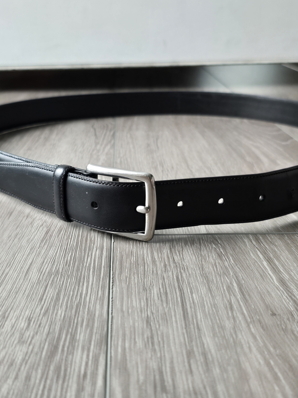 Coach Mens Black Full Grain Leather Dress Belt Silver Buckle Size 42 Style 90011